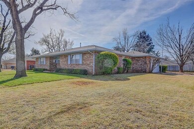 4916 Eastman Dr, Oklahoma City, OK 73122 - photo 2