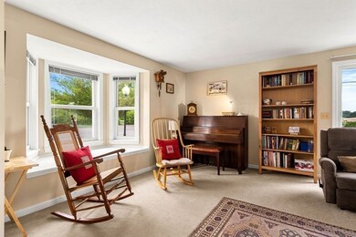 144 Quincy Shore Dr unit 125, Quincy, MA 02171 - photo 5