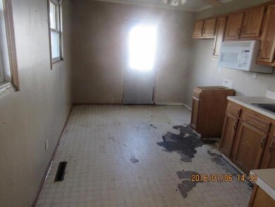 3684 Shoreline Dr, Columbus, OH 43232 - photo 4