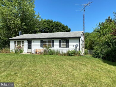 6841 Horst Rd, Chambersburg, PA 17202 - photo 4