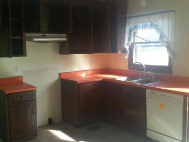 1513 Rogers Cir, Manchester, TN 37355 - photo 6