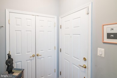 11214 Wortham Crest Cir unit 88, Manassas, VA 20109 - photo 3