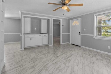 5611 Burlington Ave N, Saint Petersburg, FL 33710 - photo 5