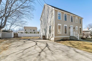 2_Meadow_Ln_South_Berwick_ME-3