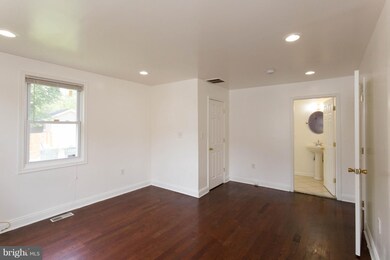 4224 Brooks St NE, Washington, DC 20019 - photo 4