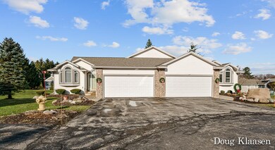 855DeerviewLn01Lores