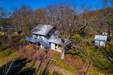 11110 Blackwell Rd, Central Point, OR 97502 - photo 4