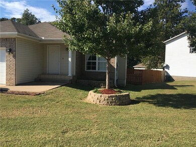 Nicely manicured lawn.