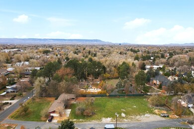 2209 E Fardown Ave, Holladay, UT 84121 - photo 3