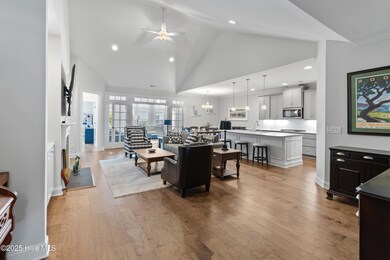 3823BerkeleyCt - 6