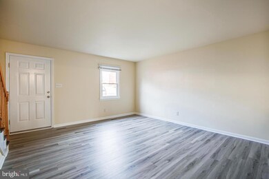 410 Olde Greenwich Cir, Fredericksburg, VA 22408 - photo 2