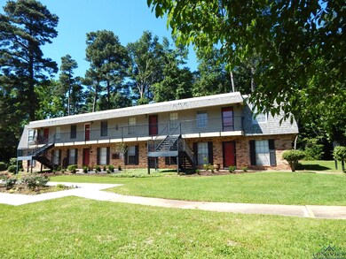 View of front of property featuring a front lawn
