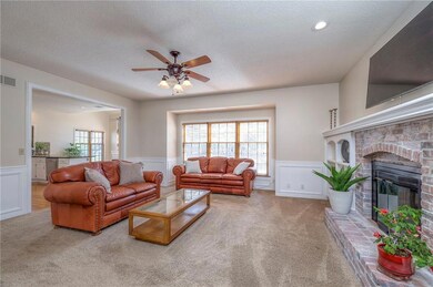 15501 Outlook St, Overland Park, KS 66223 - photo 4