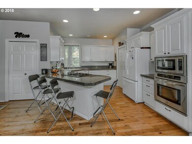 1360 7th St, West Linn, OR 97068 - photo 5