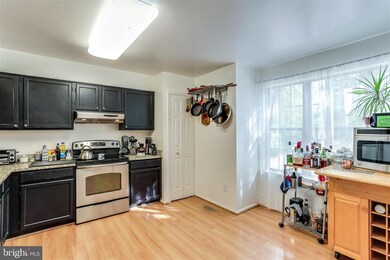 7303 Eden Brook Dr, Columbia, MD 21046 - photo 5