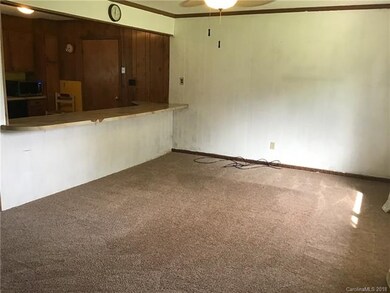 195 E Meadowview Dr, Statesville, NC 28625 - photo 6