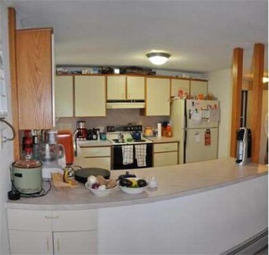 17 Cranberry Ln, Amherst, MA 01002 - photo 3