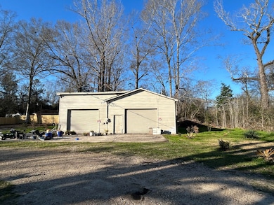 1331 N Main St, Columbia, MS 39429 - photo 2