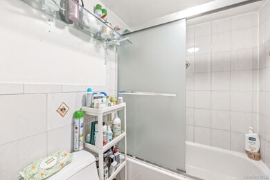 4239 Elbertson St, Elmhurst, NY 11373 - photo 6