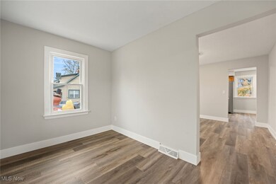 1925 Robindale St, Wickliffe, OH 44092 - photo 5