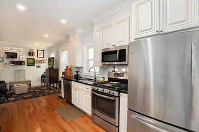 4370 Washington St unit 1, Roslindale, MA 02131 - photo 3