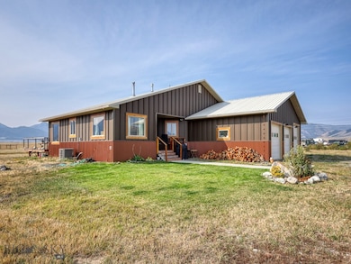 80 Glengarry Rd, Livingston, MT 59047 - photo 2