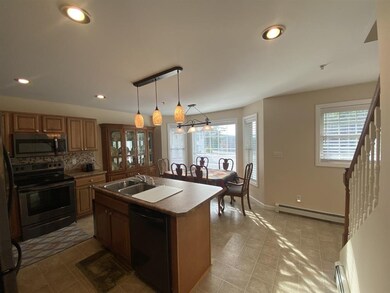 8 Town House Way unit 4, Ashland, NH 03217 - photo 7