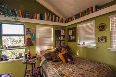 1306 Willis St, Redding, CA 96001 - photo 6