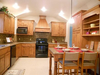 504 W 5th St, Sheridan, IN 46069 - photo 6