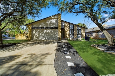 8571 Timber Briar St, San Antonio, TX 78250 - photo 2