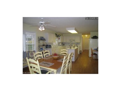 Kitchen & dinette
