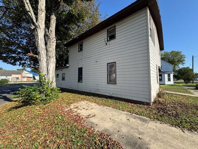 304 W 5th St, Waverly, OH 45690 - photo 6