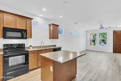 3298 E Orchid Ln-12