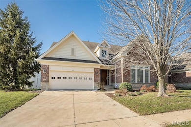 719 Clayton Corners Dr, Ballwin, MO 63011 - photo 2