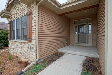 389 N Bergamont Blvd, Oregon, WI 53575 - photo 2