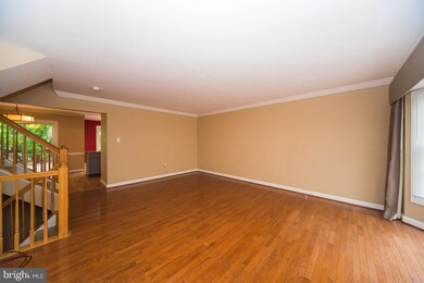2122 Heritage Dr, Baltimore, MD 21209 - photo 7