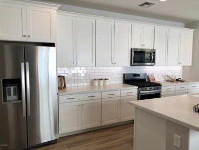 Lot 3 - Kitchen Details