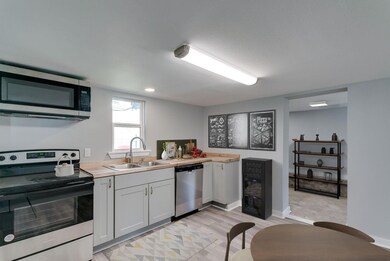 1610 N Elm St, Weatherford, TX 76086 - photo 3