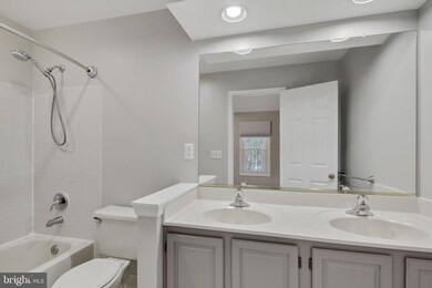 9311 Sombersby Ct, Laurel, MD 20723 - photo 7