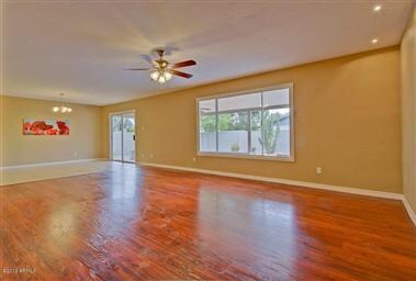 New wood laminate flooring