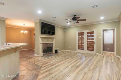 Living Room 4