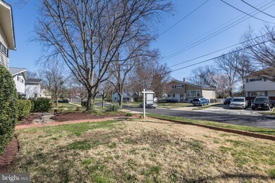 7007 Lemay Rd, Rockville, MD 20851 - photo 7