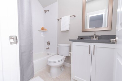 872 Wakefield Dr unit C, Houston, TX 77018 - photo 5