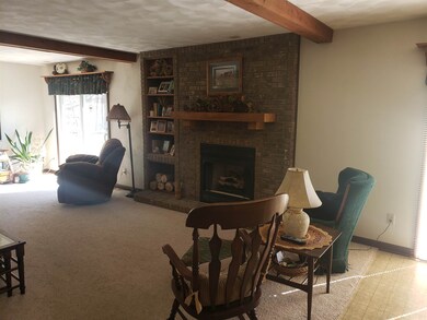 10926 Us Highway 231, Loogootee, IN 47553 - photo 2