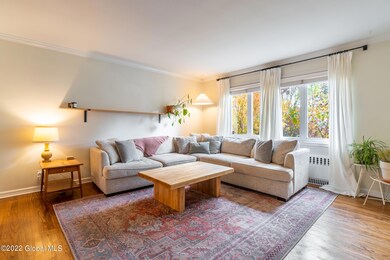 22 Marwood St, Albany, NY 12209 - photo 2