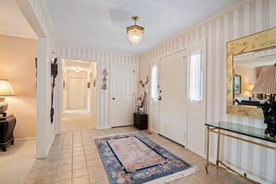 2505 Osage Dr, Glenview, IL 60026 - photo 2