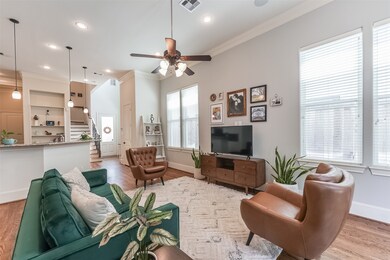 4127 Eigel St, Houston, TX 77007 - photo 4