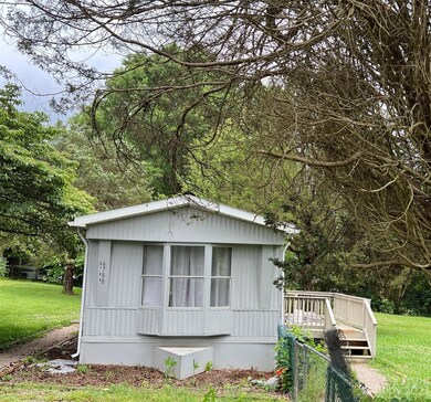 6788 Denver Heights Cir, Denver, NC 28037 - photo 2