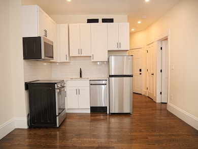 261 W Newton St unit 3, Boston, MA 02116 - photo 2