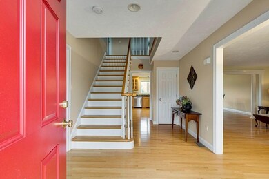 9 Waterbury Ln, North Easton, MA 02356 - photo 2